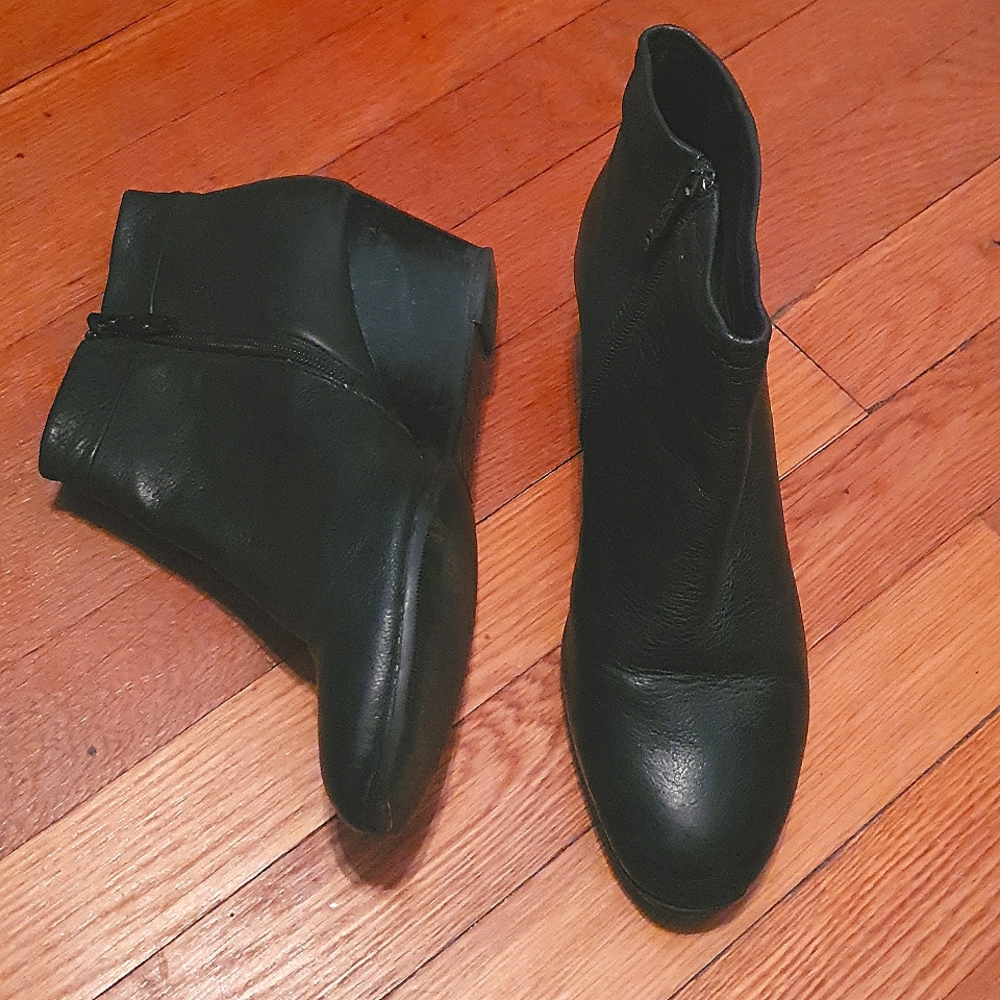 Kristi Ash Wedge Leather Booties